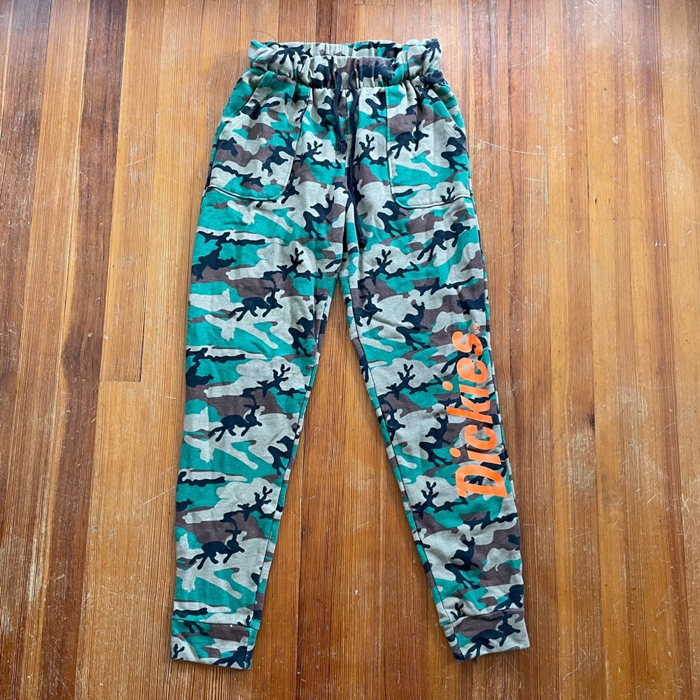 Rare Dickies Camo Sweatpants